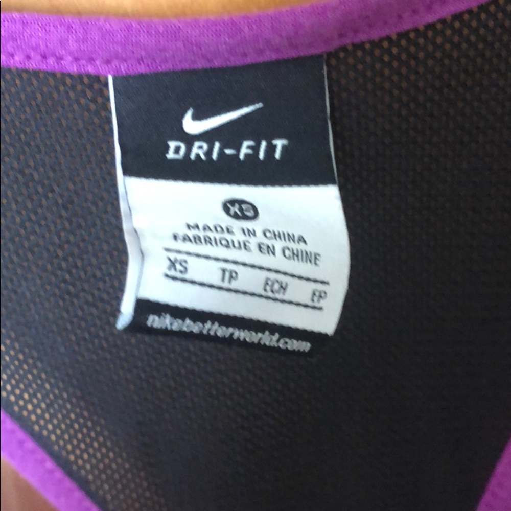 Nike Razorback tank top - Picture 2 of 3